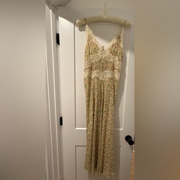 DOEN Floral Yellow Lace Maxi Dress - Picture 4 of 14